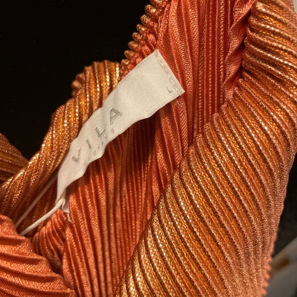 Brand new Vila Viparta Jumpsuit in orange. - Picture 3 of 7